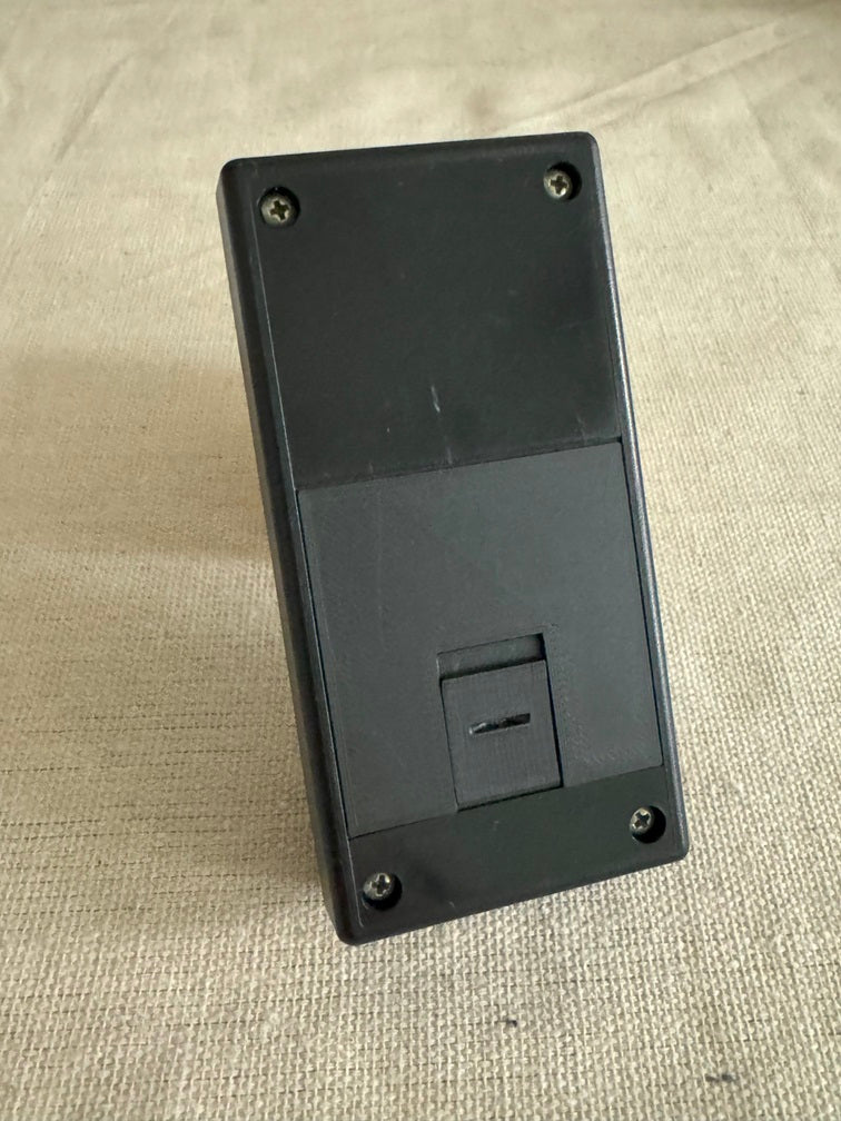 NCE Cab throttle Easy Latch Battery Door